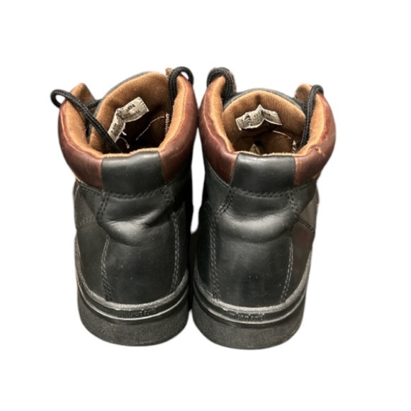 Women's Black Timberland Leather Boots, Size 7.5M.‎ Preowned in good condition. - Picture 3 of 8